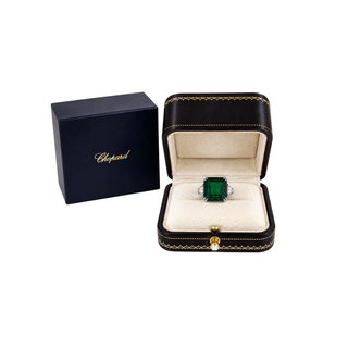 Chopard High Jewellery Emerald & Diamond Ring