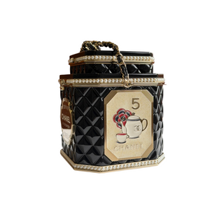 Chanel Black Pearl Gold Paris-Manchester Tea Box Minaudière 2024
