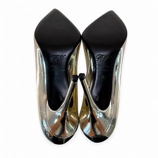 Roger Vivier Metallic Champagne Gold Crystal Buckle Pointed-Toe Pumps
