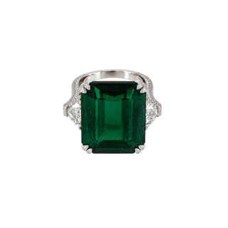 Chopard High Jewellery Emerald & Diamond Ring