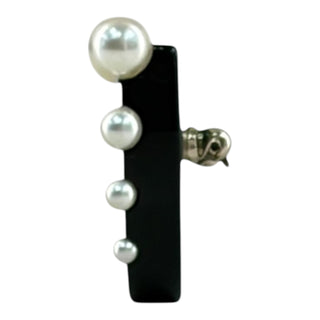Chanel Pearl Embellished CC Logo Sunglasses Brooch