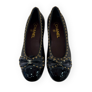 Chanel Black Leather and Patent Leather Bow Ballet Flats with Gold Chain Trim EU 36.5