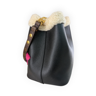 Louis Vuitton Black Monogram Teddy NéoNoé MM Bucket Bag with Pouch
