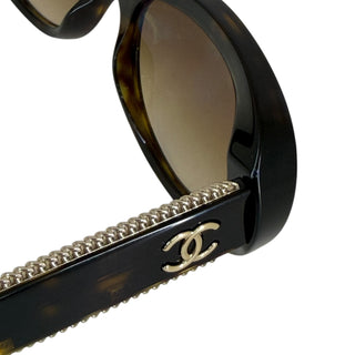 Chanel Tortoiseshell Oval Chain-Trim CC Sunglasses 5519