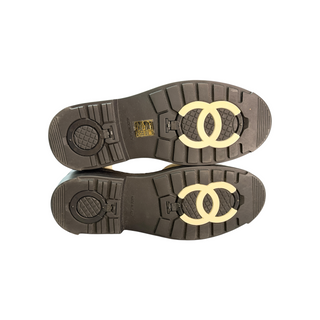 Chanel Ivory CC Logo Quilted Puffer Lace-Up Snow Boots EU 37