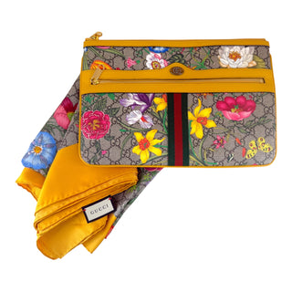 Gucci GG Flora Pouch & Silk Twilly Set