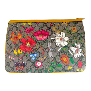 Gucci GG Flora Pouch & Silk Twilly Set