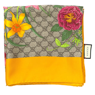 Gucci GG Flora Pouch & Silk Twilly Set