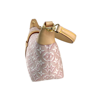 Louis Vuitton Rose Ruban Pochette Mia Monogram Emblème Pouch