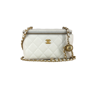 Chanel White Quilted Leather Mini Vanity Case Chain Shoulder Bag Gold Hardware