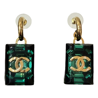 Chanel Emerald Green Crystal Rectangular Drop Earrings With Gold CC Logo