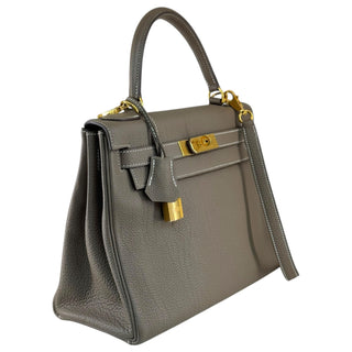 Hermès Kelly 28 Retourne In Etoupe Togo Leather With Gold Hardware
