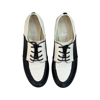 Chanel Black & White Quilted Leather Lace-Up Brogues