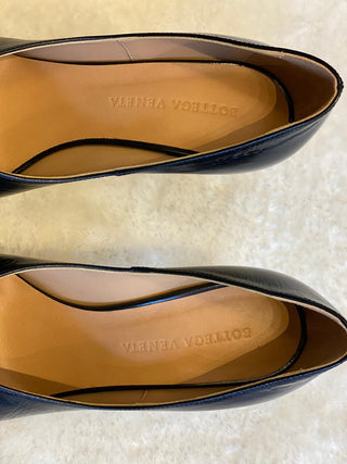 Bottega Veneta Bloc Square-Toe Leather Pumps