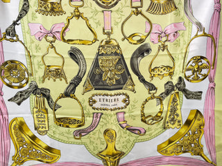 HERMÈS Silk Scarf Golden & Pink