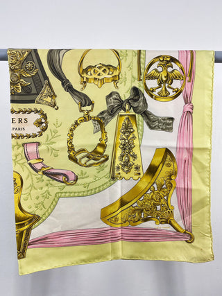 HERMÈS Silk Scarf Golden & Pink