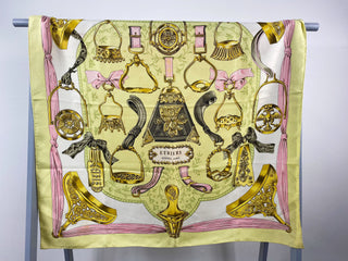 HERMÈS Silk Scarf Golden & Pink