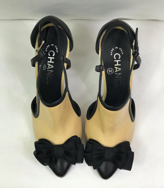 CHANEL Beige Bow Detail  Heels