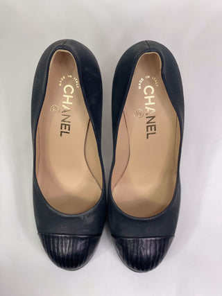 Chanel Round tip Heels